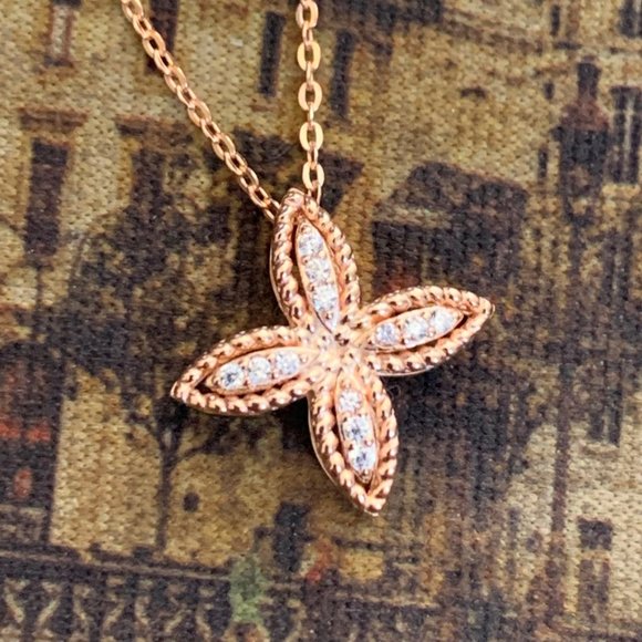 14kt GP Sterling Silver Clover Necklace - Picture 6 of 9